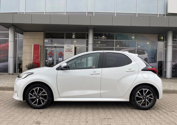 Toyota Yaris cena 91900 przebieg: 2355, rok produkcji 2023 z Kalisz małe 497